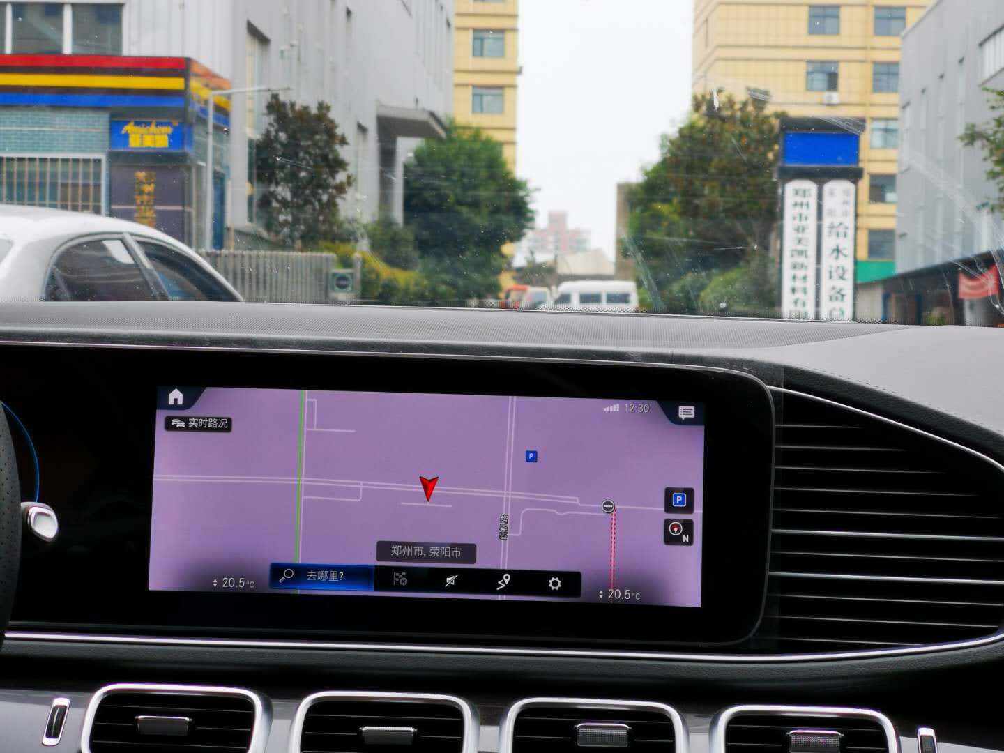 AG欧宝官方·(中国)网站首页在车载玻璃上的运用